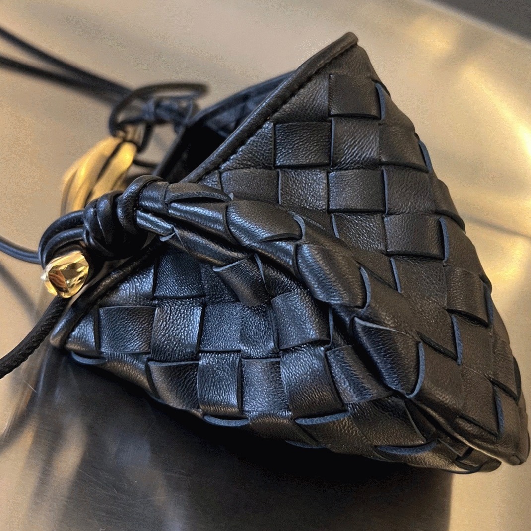 Replica B0tt*ga Ven*ta Sardine Mini Bag Black