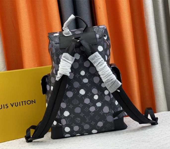 L0vis Vvtt0n X YK Monogram Eclipse Christopher Backpack