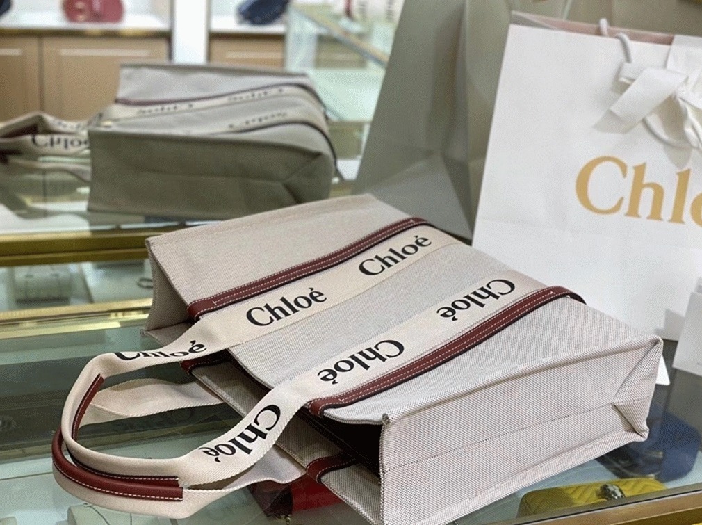 top quality imitation Ch10e large woody tote bag in canvas with brown leather strips