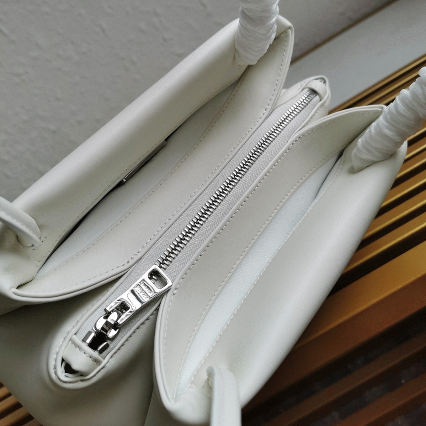 Pra*a S*pernova Small Shoulder Bag Knockoff in White