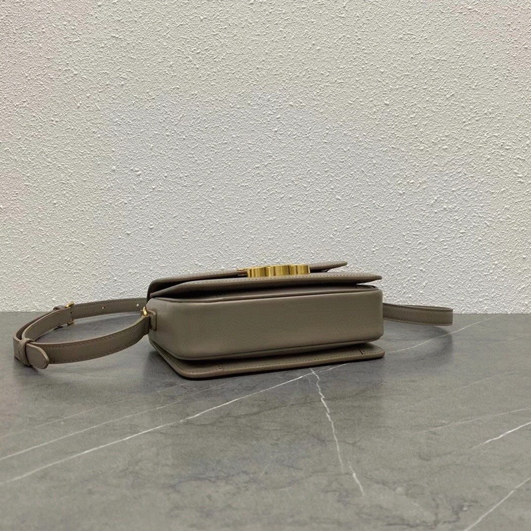 Top Quality Fake Ce1i*e Triomphe Teen Bag In Grey