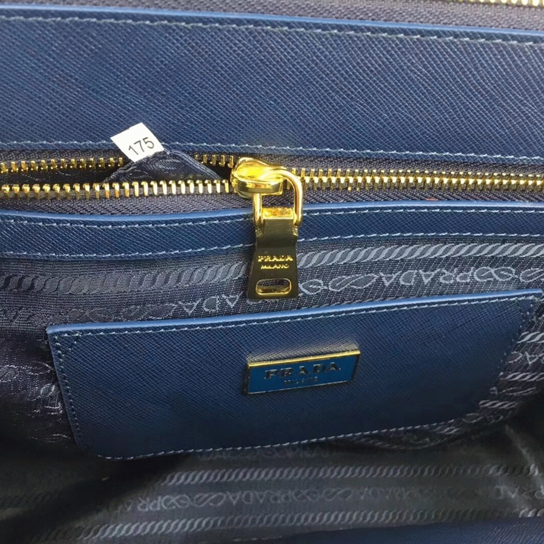Bluette Pra*a Galleria Medium Bag Knockoff