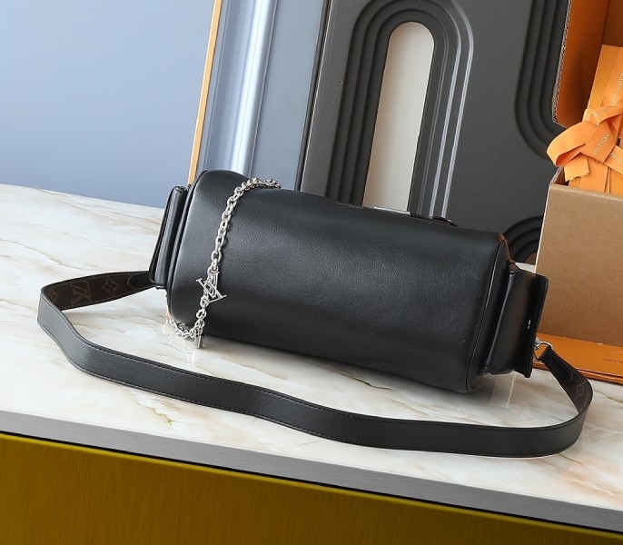 Vibe Speedy Cargo In Black