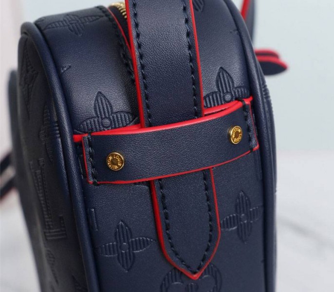 L0vis Vvtt0n Monogram Empreinte Game On Coeur Bag In Navy Blue