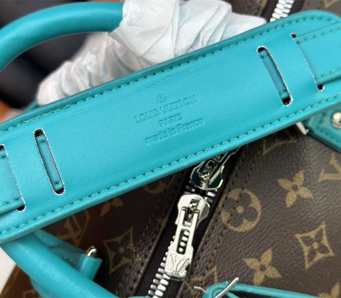 L0vis Vvtt0n Monogram Macassar Canvas Keepall Bandouliere 50 In Turquoise Blue