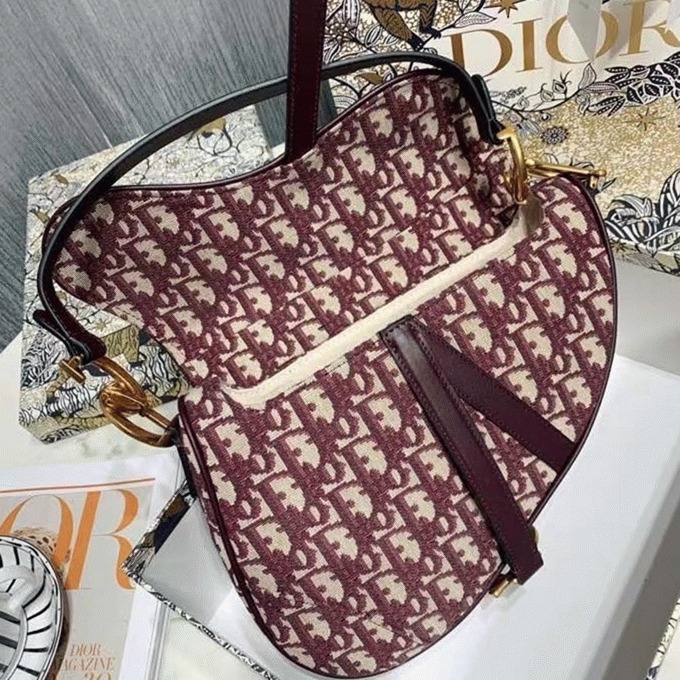 D10r Saddle Bag Faux in Burgundy D10r Oblique Jacquard