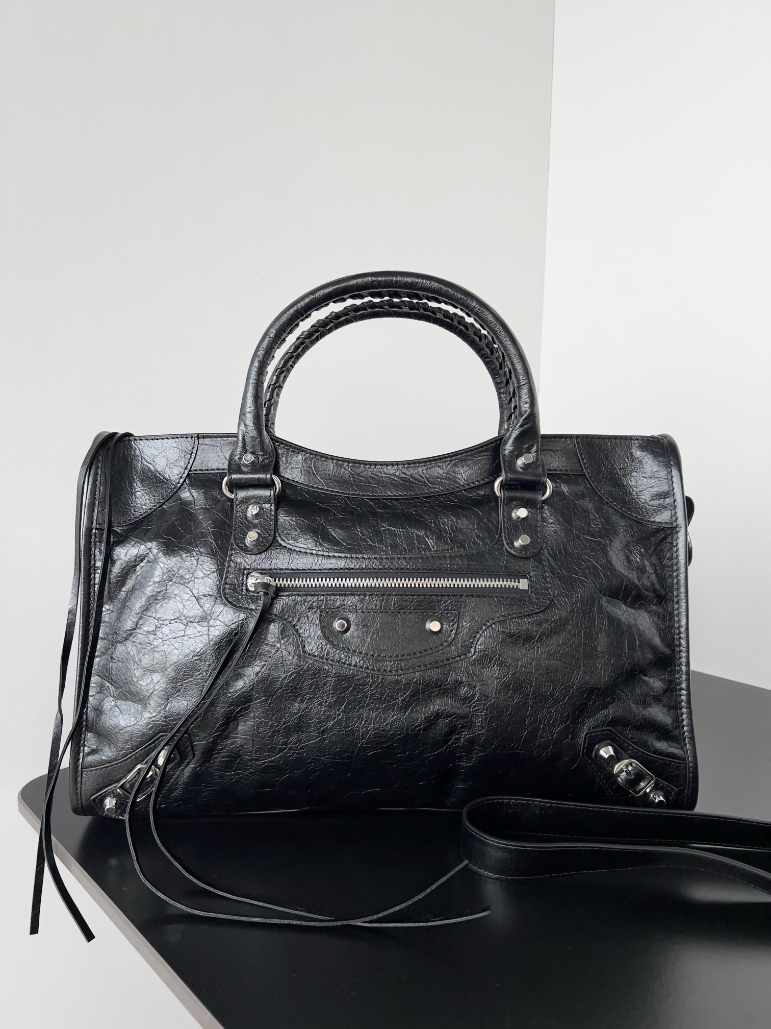 Knockoff Ba1en*iaga Le City Medium Bag Black Arena Lambskin