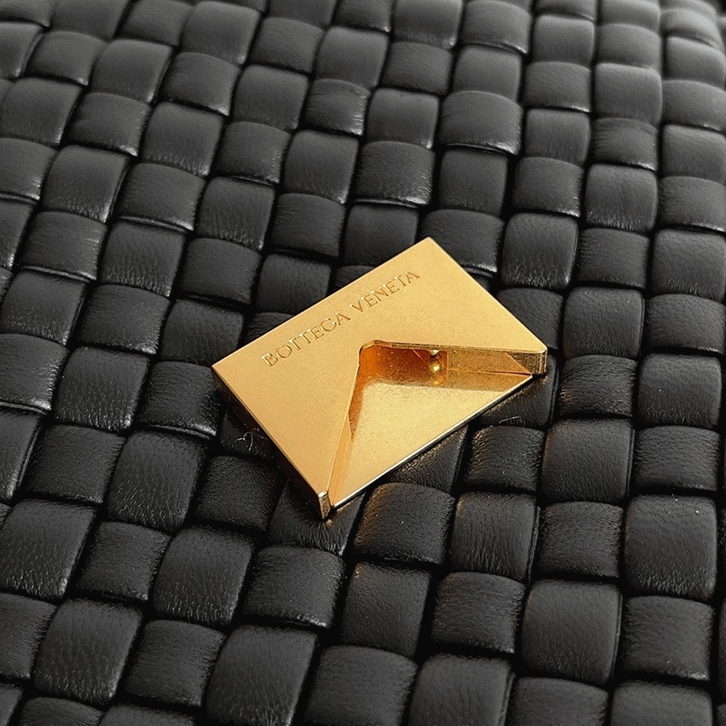 Replica B0tt*ga Ven*ta Cobble Small Bag Black