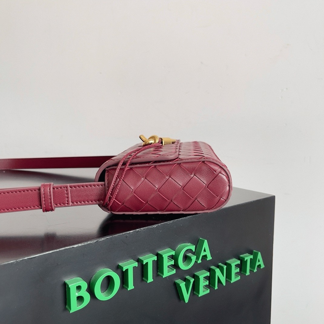 Replica B0tt*ga Ven*ta Mini Andiamo Cross-Body Bag Barolo