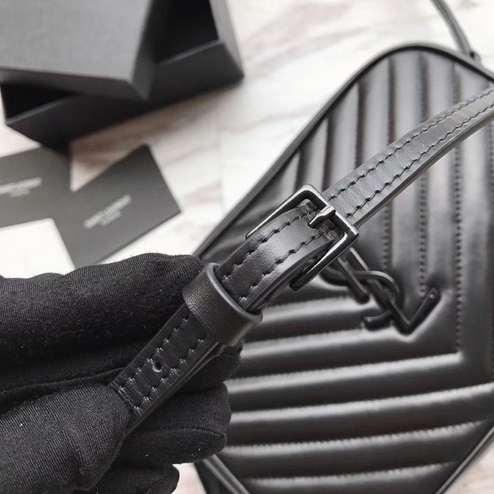 Fake Sa1nt Lau*nt Lou Camera Bag Black