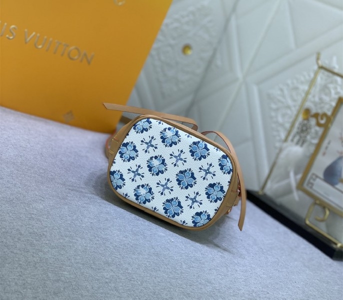 L0vis Vvtt0n LV By The Pool Monogram Tiles Canvas Nano Noe Bag In Lagoon Blue