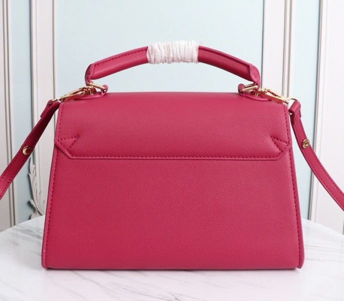 L0vis Vvtt0n Twist One Handle MM Handbag In Rose