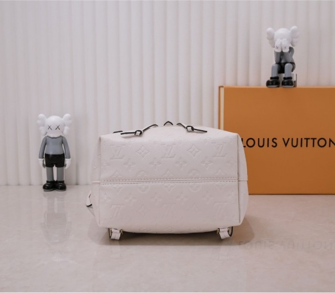 L0vis Vvtt0n Monogram Empreinte Leather Montsouris PM Backpack In White