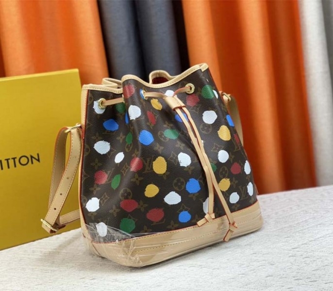L0vis Vvtt0n X YK Monogram Canvas Noe Bag