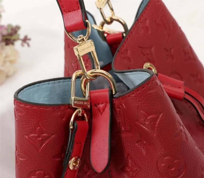 L0vis Vvtt0n Monogram Empreinte NeoNoe MM Bag In Red