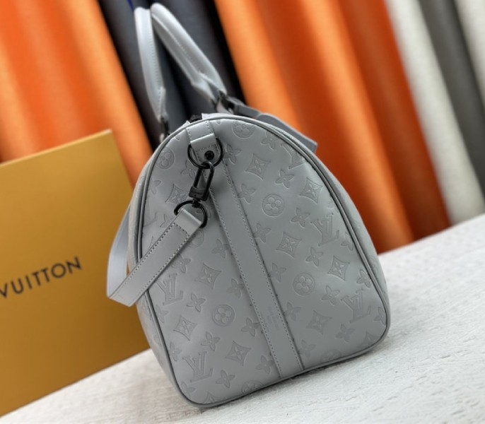L0vis Vvtt0n Monogram Shadow Leather Keepall Bandouliere 50 With Leather Strap In Anthracite Gray