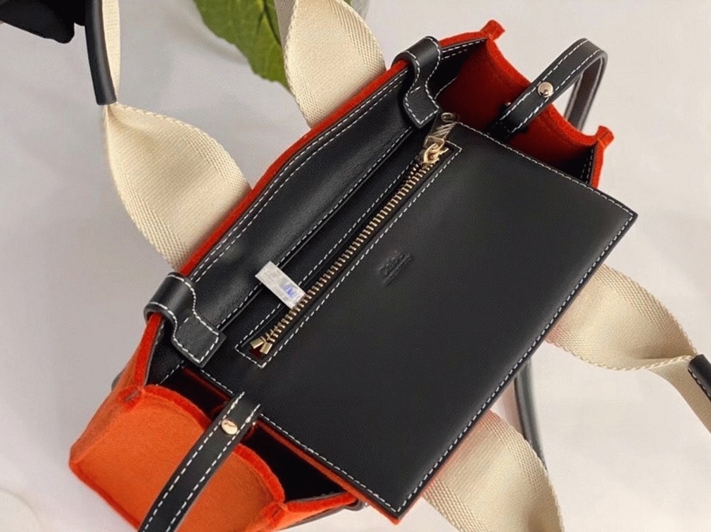 top quality replica Ch10e small woody tote bag in orange felt