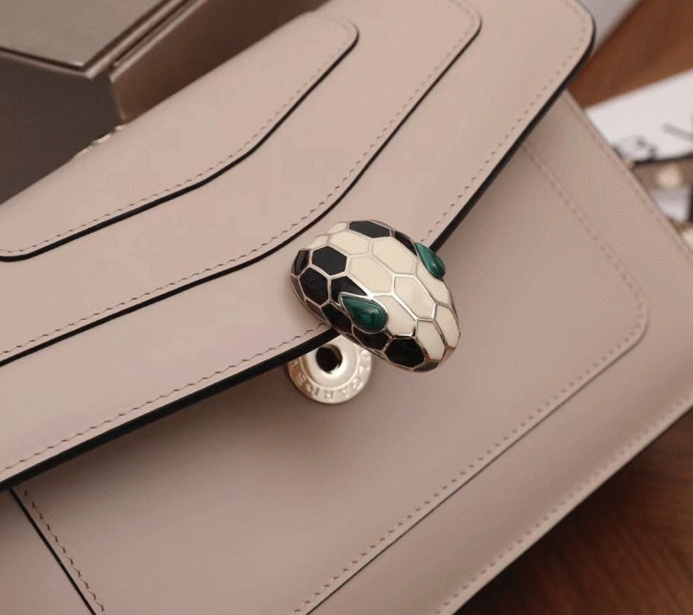 Replica Bv1g*ai Serpenti Forever Small Cross-body Bag Beige Calfskin