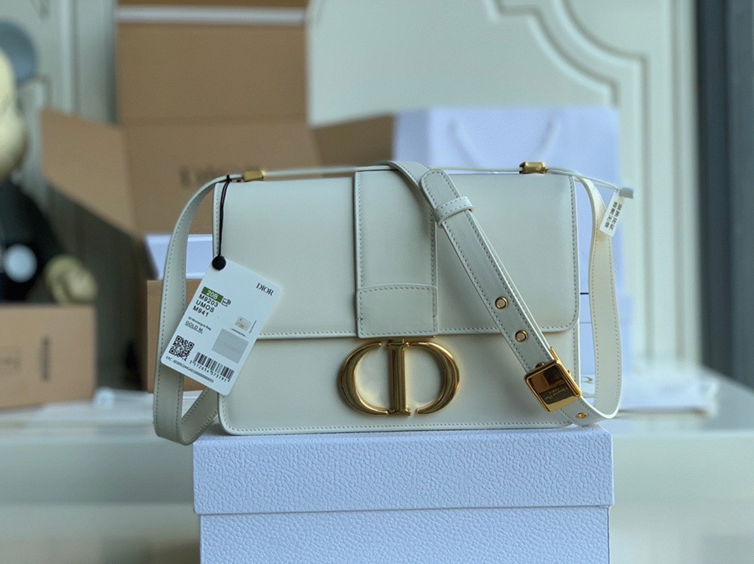 D10r 30 Montaigne Medium Bag Fake in White Box Calfskin