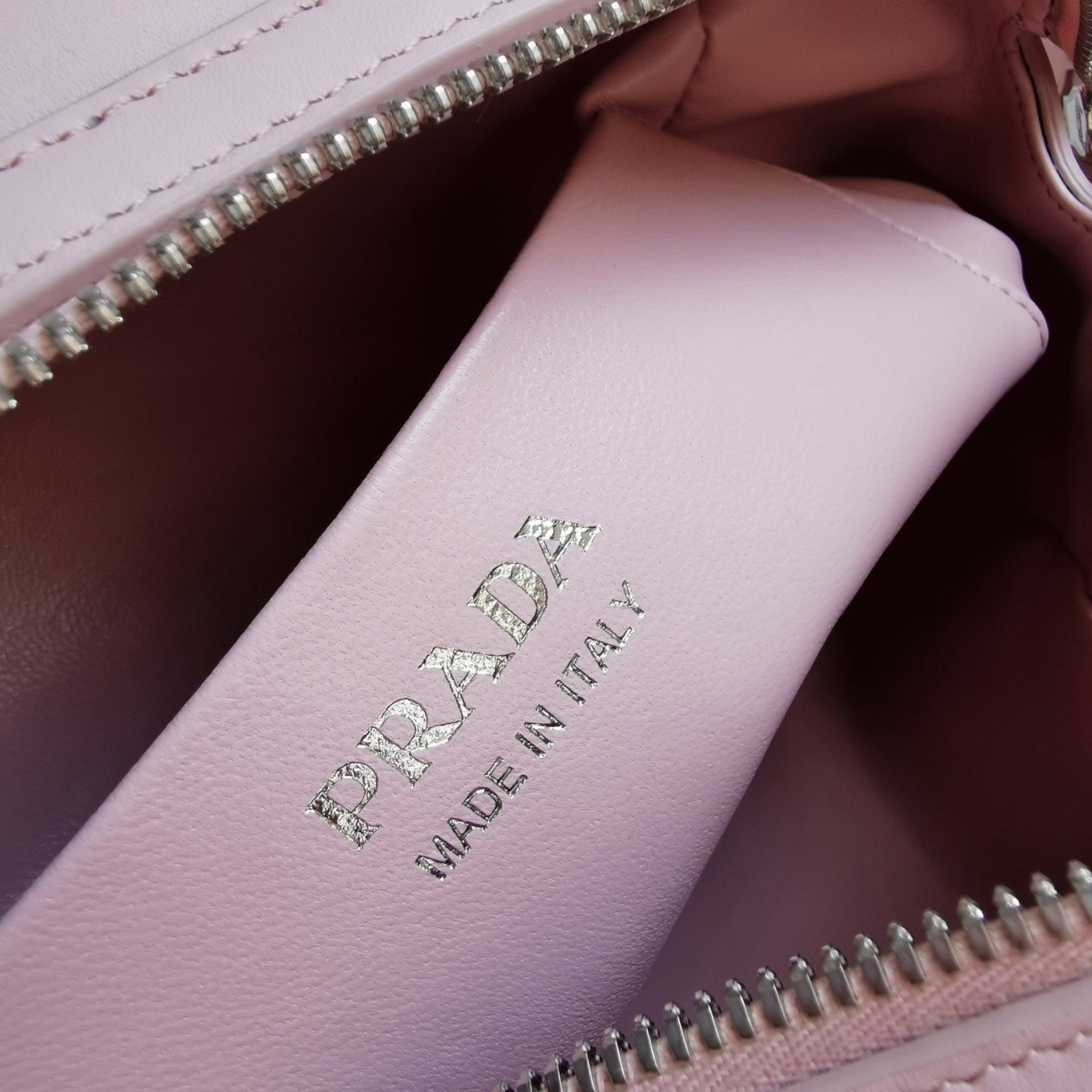 Pra*a S*pernova Small Top Handle Bag Knockoff in Pink