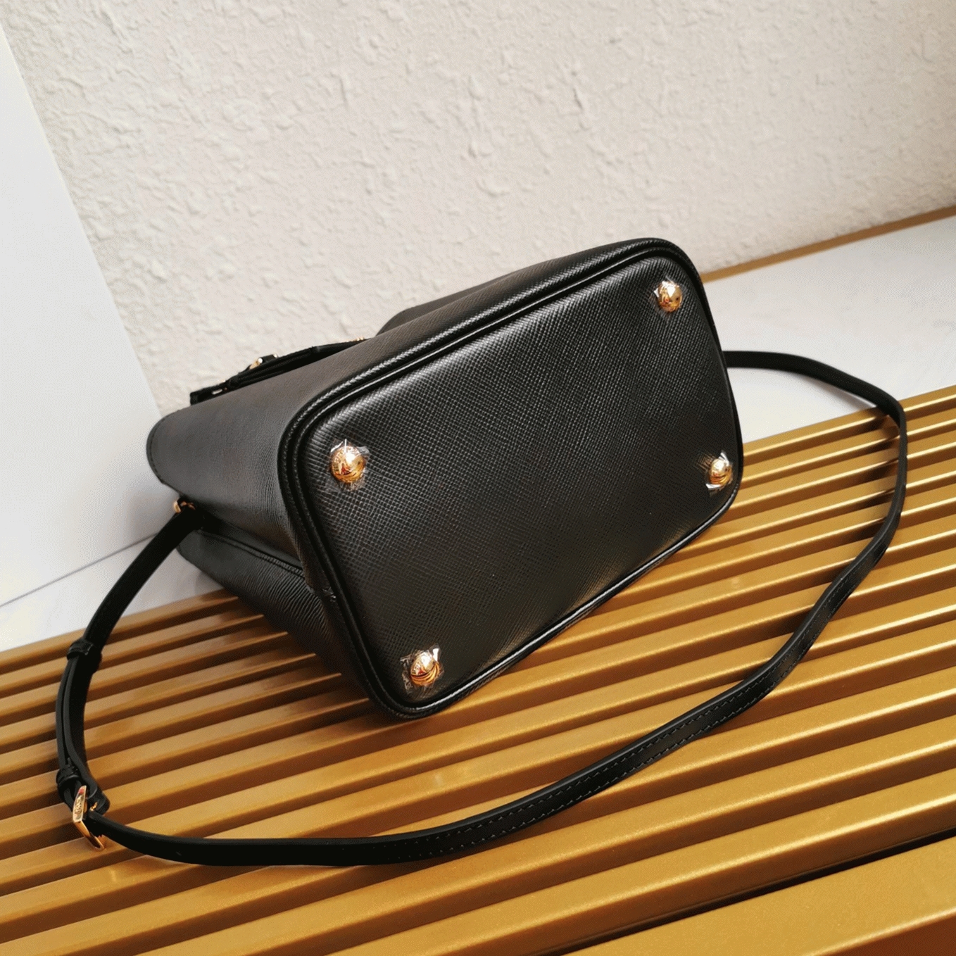 Black Pra*a Medium Panier Bag Replica
