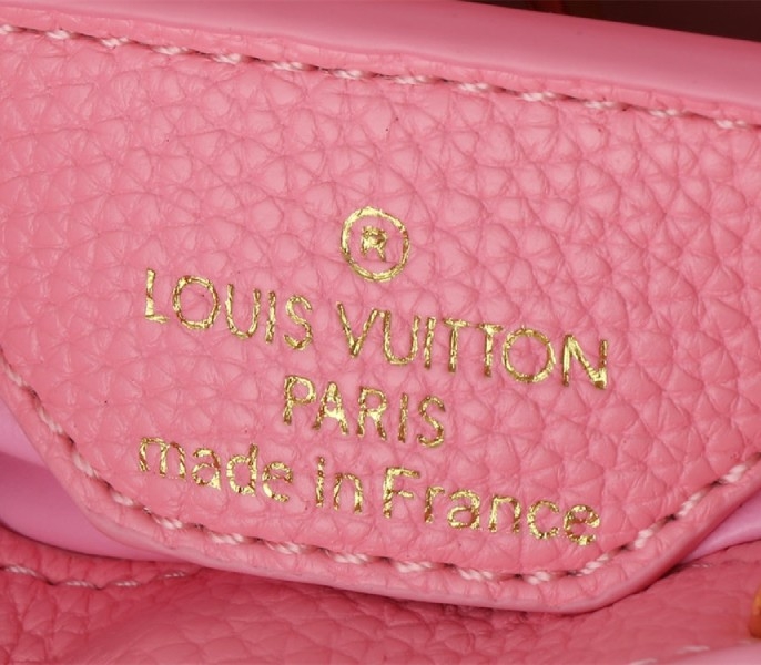 L0vis Vvtt0n Capucines BB Handbag In Pink