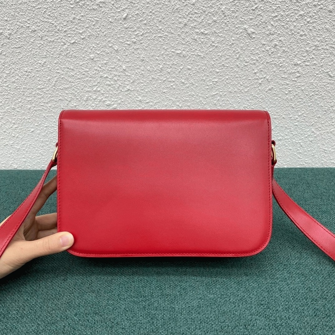 Top Quality Fake Ce1i*e Triomphe Medium Bag In Red