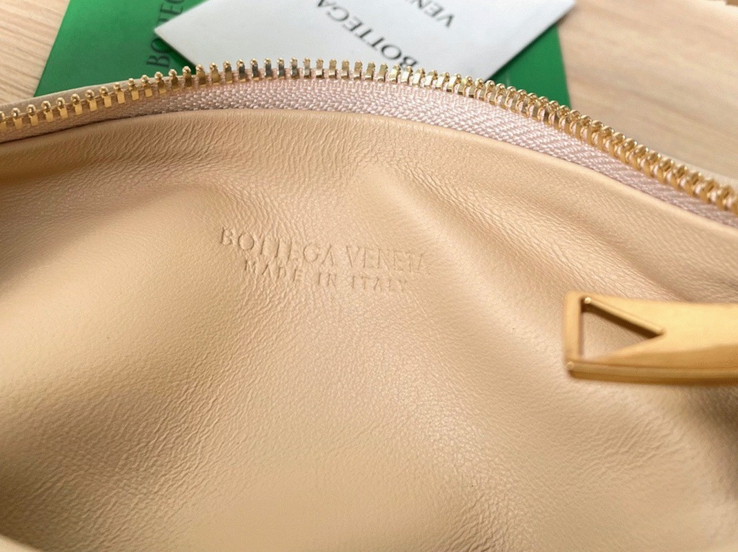 Fake B0tt*ga Ven*ta BV Jodie Mini Bag Porridge