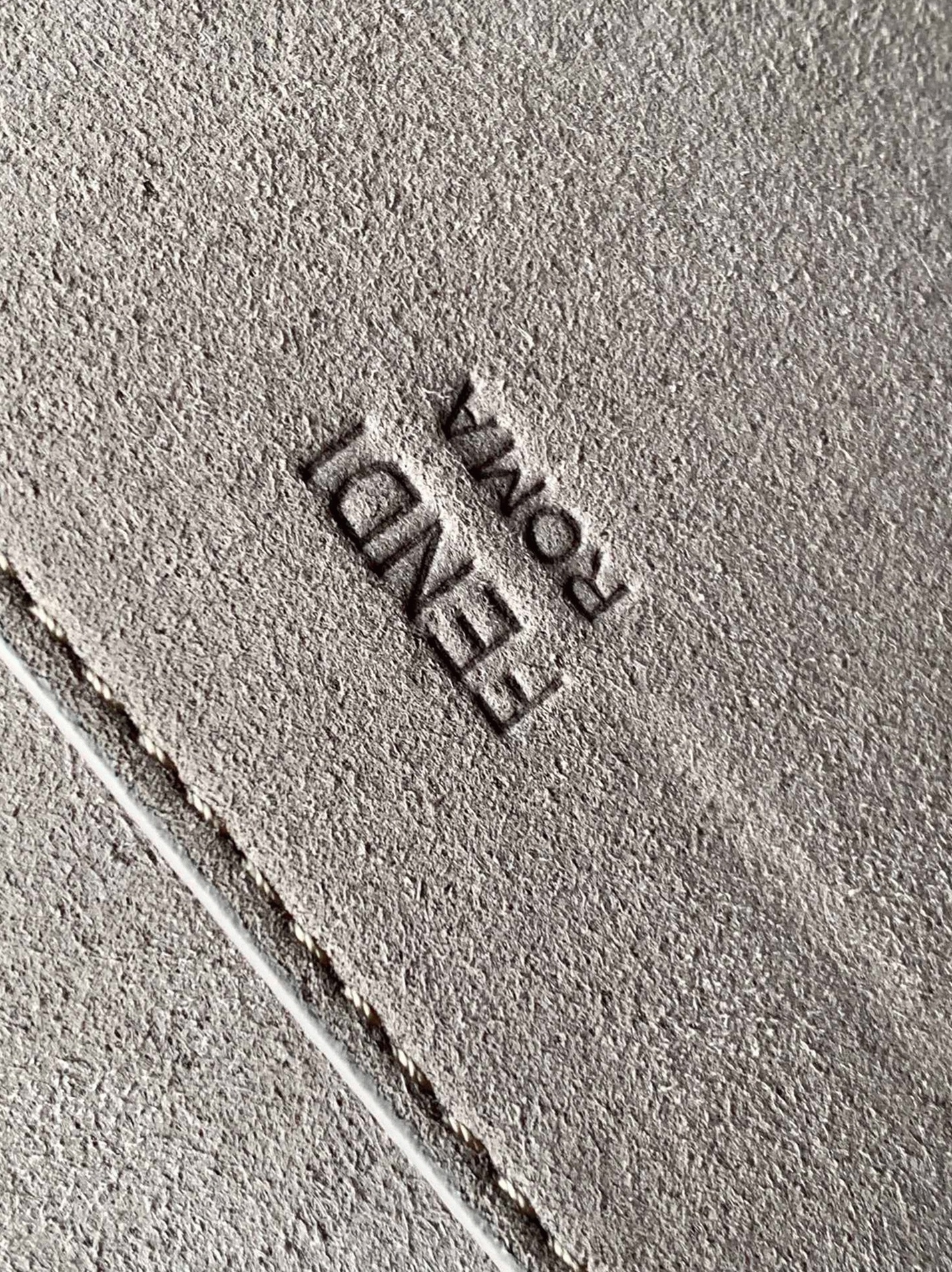Top Quality Fake F**di C’mon Medium Bag in Grey