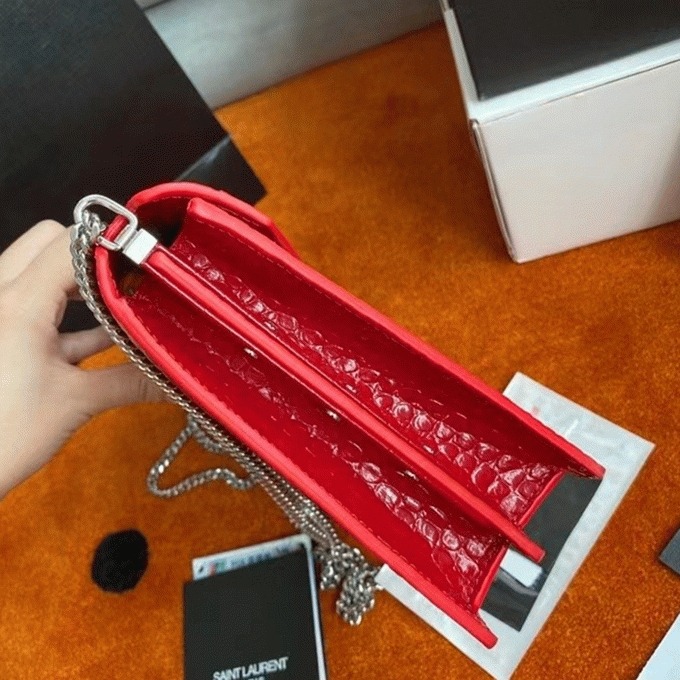 Fake Sa1nt Lau*nt Cassandra Medium Bag Red Crocodile
