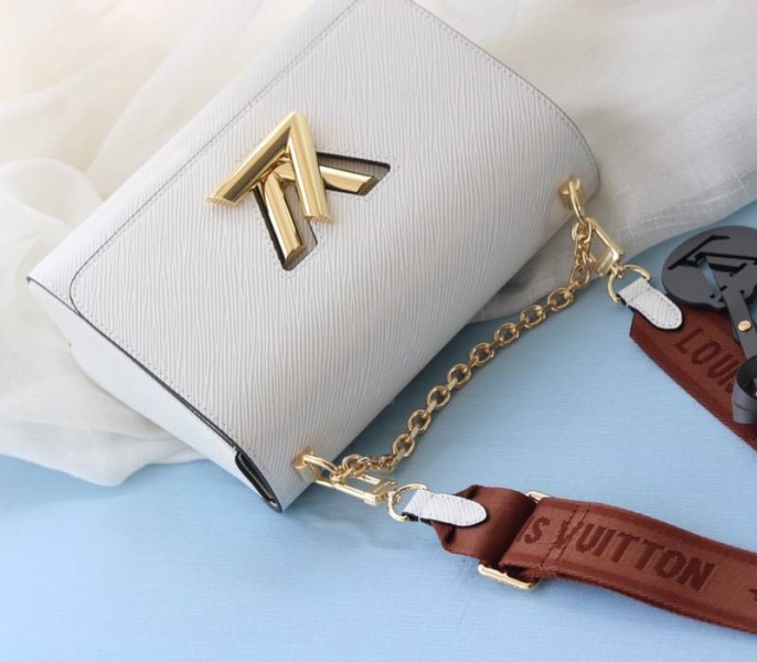 L0vis Vvtt0n Epi Leather Twist MM Bag In Optic White With Jacquard Strap