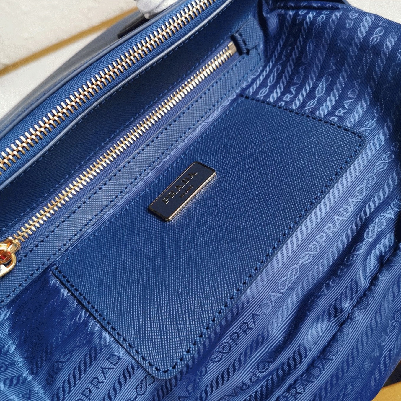 Bluette Pra*a Galleria Medium Bag Knockoff