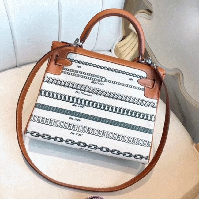 De Camp Dechainee Toile Replica Designer H**me5 Kelly 28cm Limited Edition
