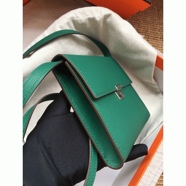 Green fake designer H**me5 Clic wallet with strap
