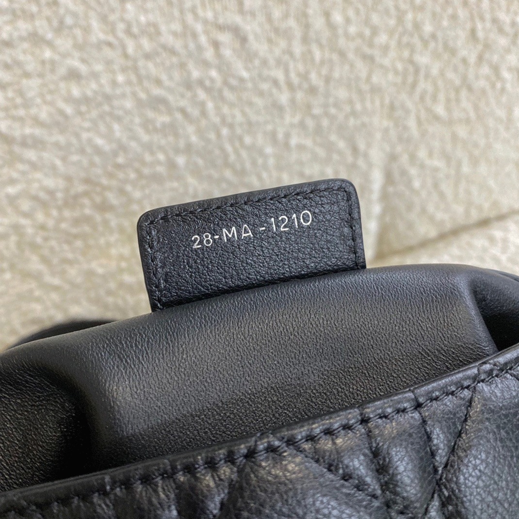 D10r Caro Small Bag Replica in Noir
