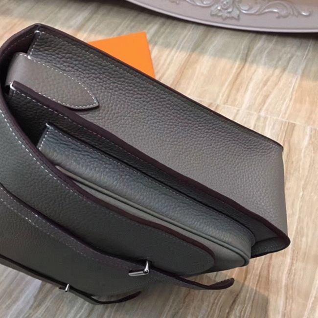 Grey Luxury Replica H**me5 Steve Messenger Bag
