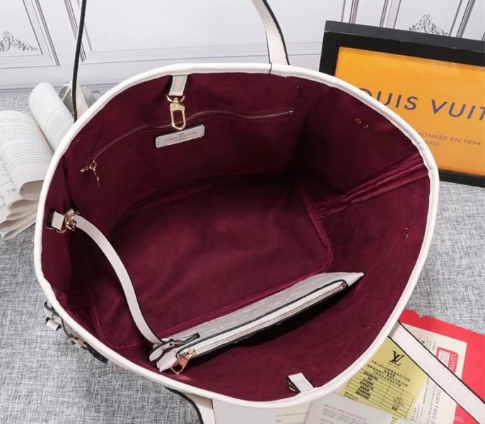 L0vis Vvtt0n Monogram Empreinte Neverfull MM Tote In Cream