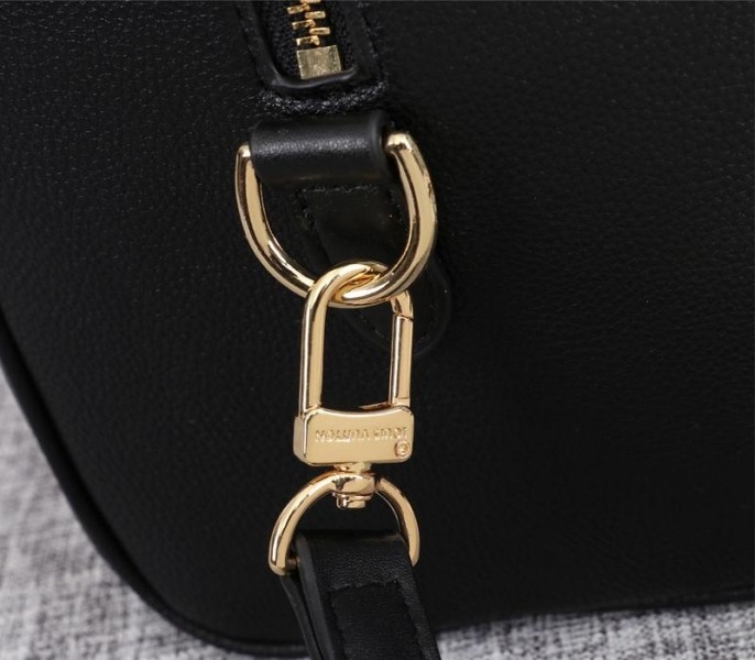 L0vis Vvtt0n Monogram Empreinte Leather Speedy Bandouliere 25 Handbag In Black
